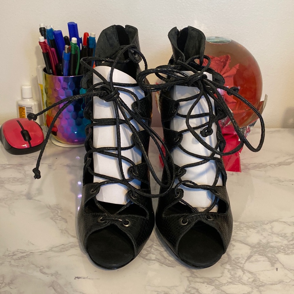 ‼️SOLD‼️ Leather Gladiator Snakeskin Sandals